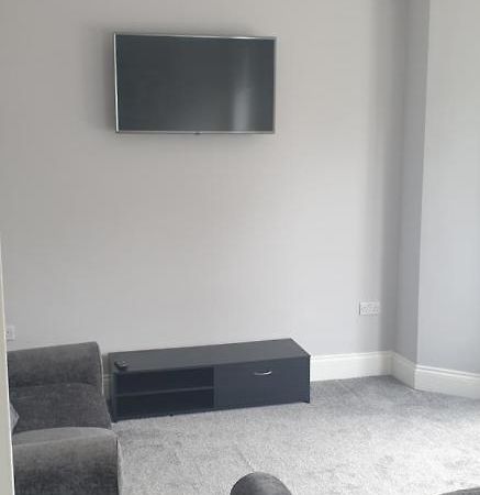 Modern 2 Bed Apartment With Parking Belfast Extérieur photo