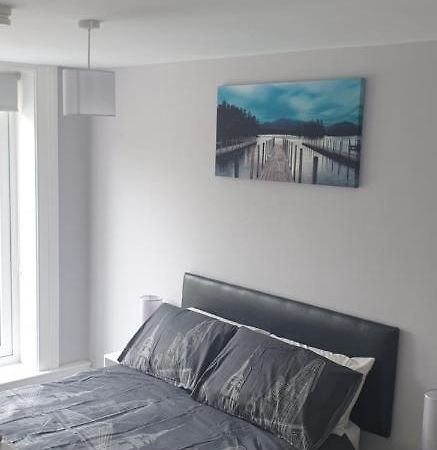 Modern 2 Bed Apartment With Parking Belfast Extérieur photo