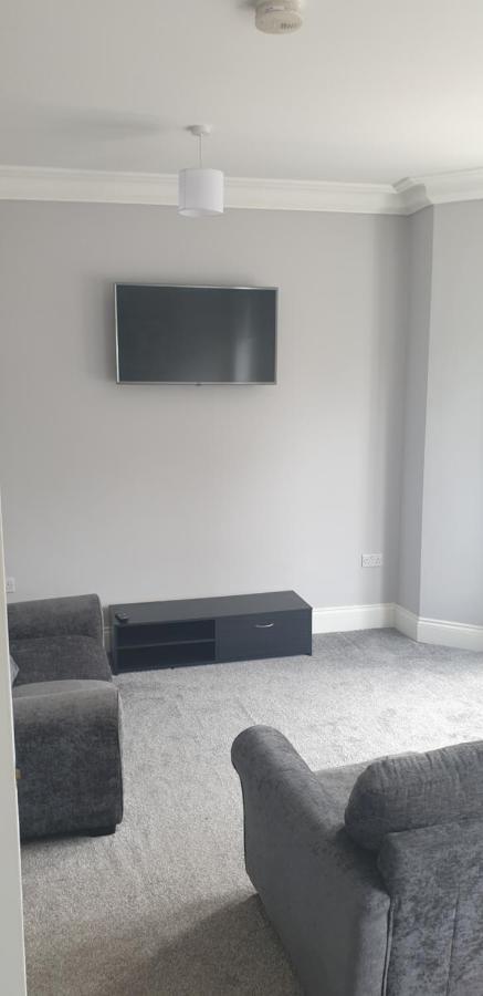 Modern 2 Bed Apartment With Parking Belfast Extérieur photo