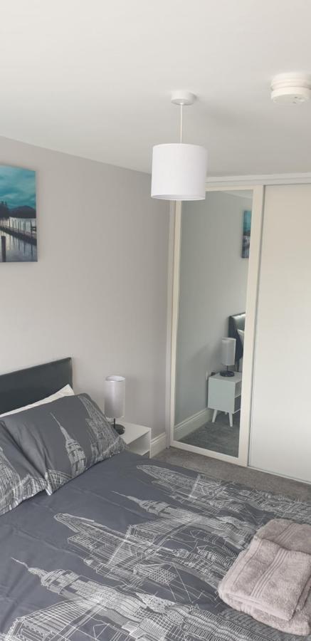 Modern 2 Bed Apartment With Parking Belfast Extérieur photo