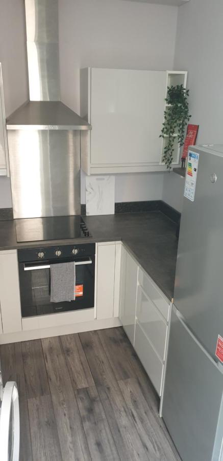 Modern 2 Bed Apartment With Parking Belfast Extérieur photo